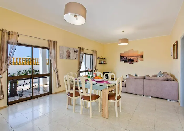 Carlos By Gale (Albufeira)